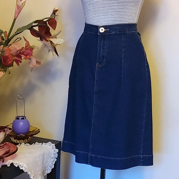 NWT Women’s Navy Blue Stretch Cotton Chic Midi Denim Skit Size 8 12 16 - Picture 3 of 7